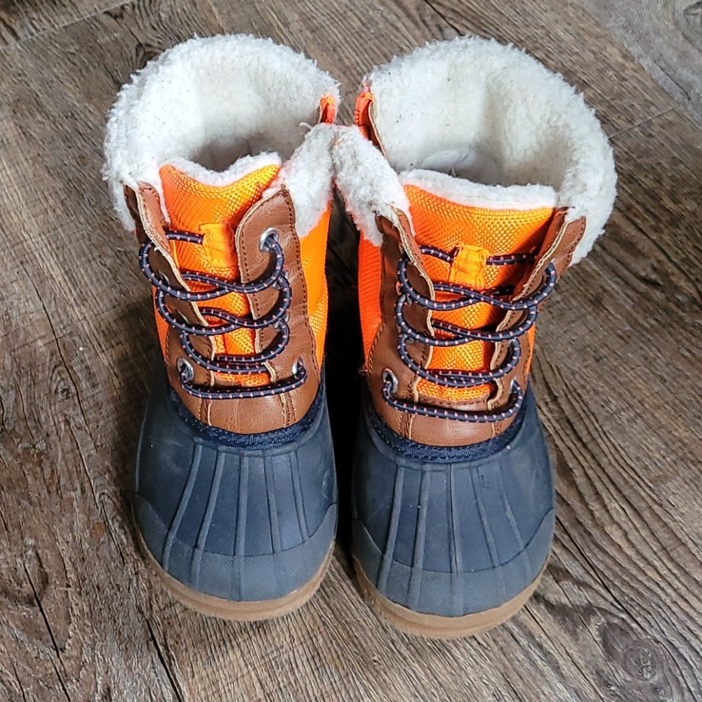 Oshkosh toddler boots